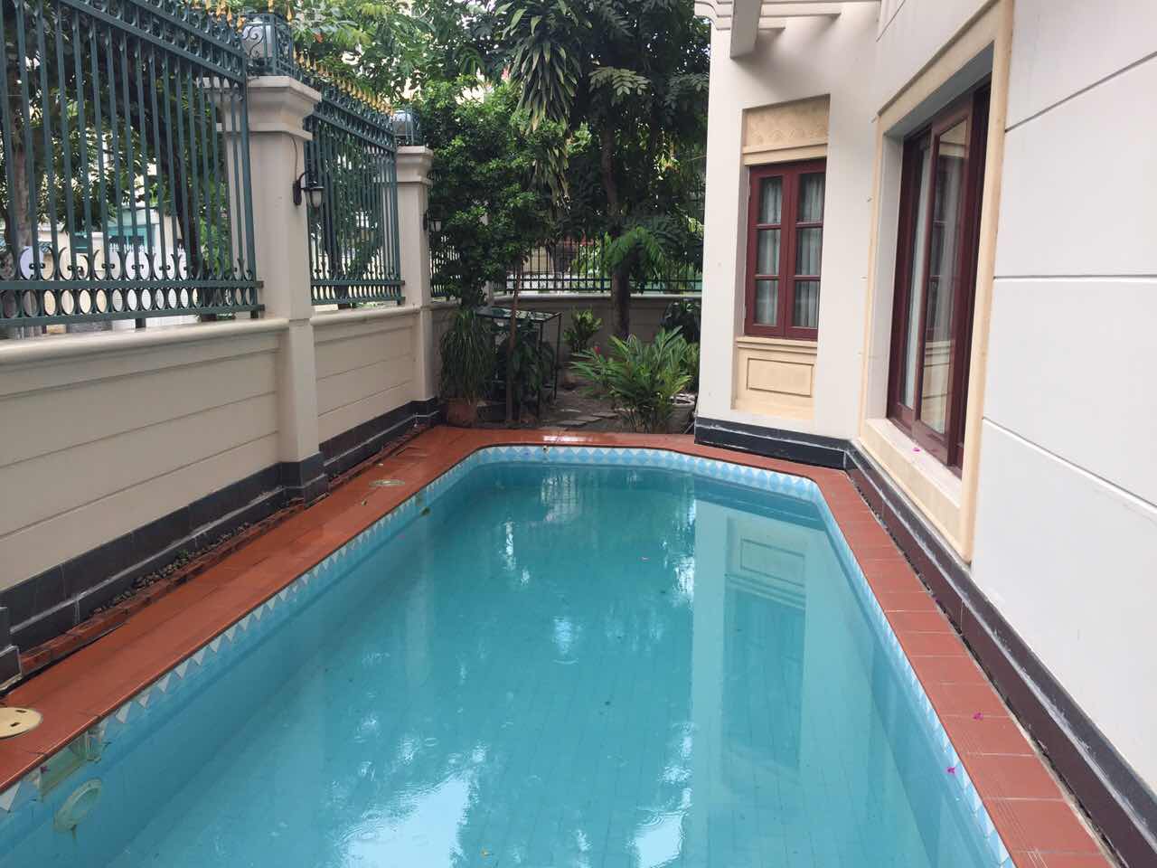 VILLA IN COMPOUND, 4 BEDROOMS FOR RENT IN THAO DIEN WARD, HCMC