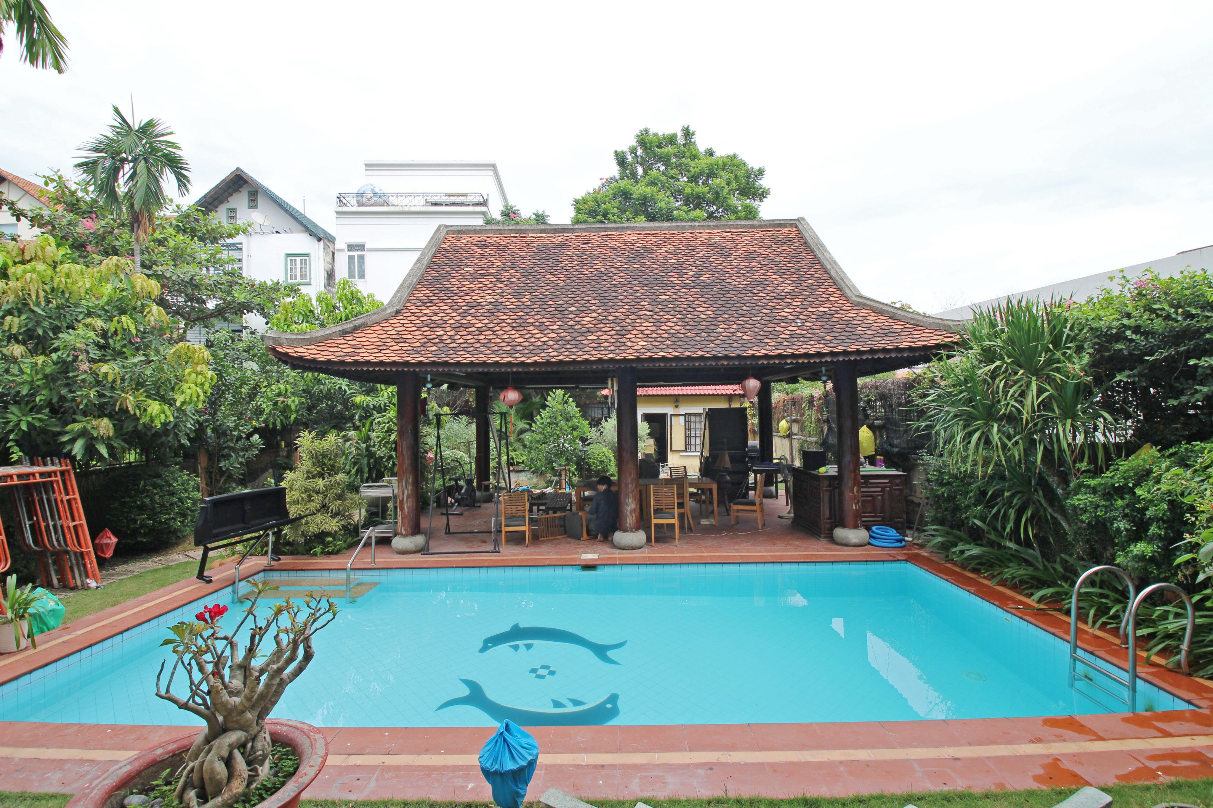 VILLA IN COMPOUND, 5 BEDROOMS FOR RENT IN THAO DIEN WARD, HCMC
