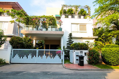 Villa in Riviera compound, An Phu Ward, District 2, Ho Chi Minh City